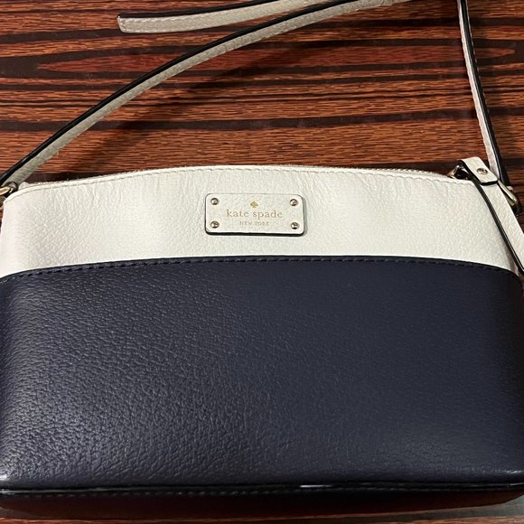 kate spade Handbags - Kate Spade Blue & White Crossbody Bag